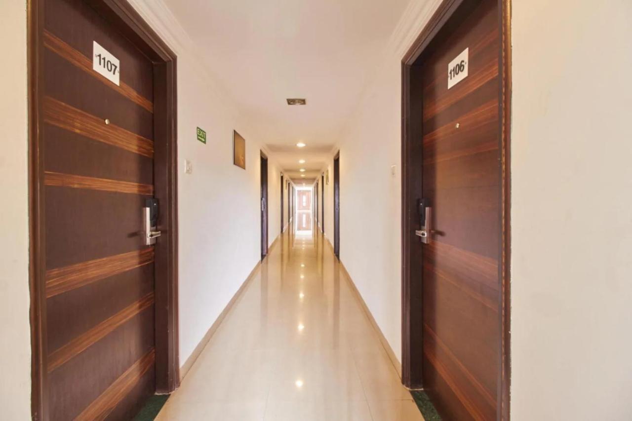 Hotel Shirdi Sai Wada Zewnętrze zdjęcie
