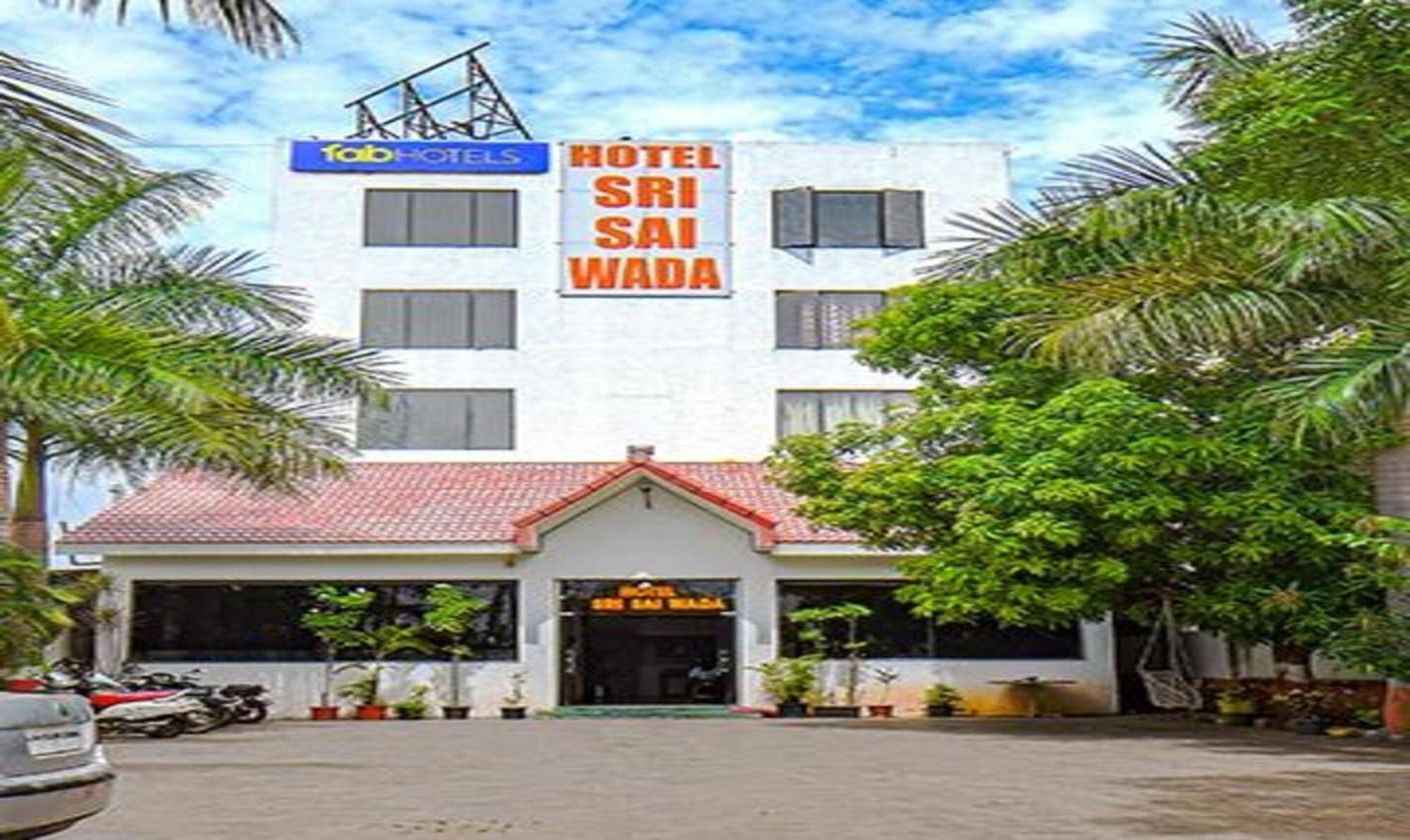 Hotel Shirdi Sai Wada Zewnętrze zdjęcie