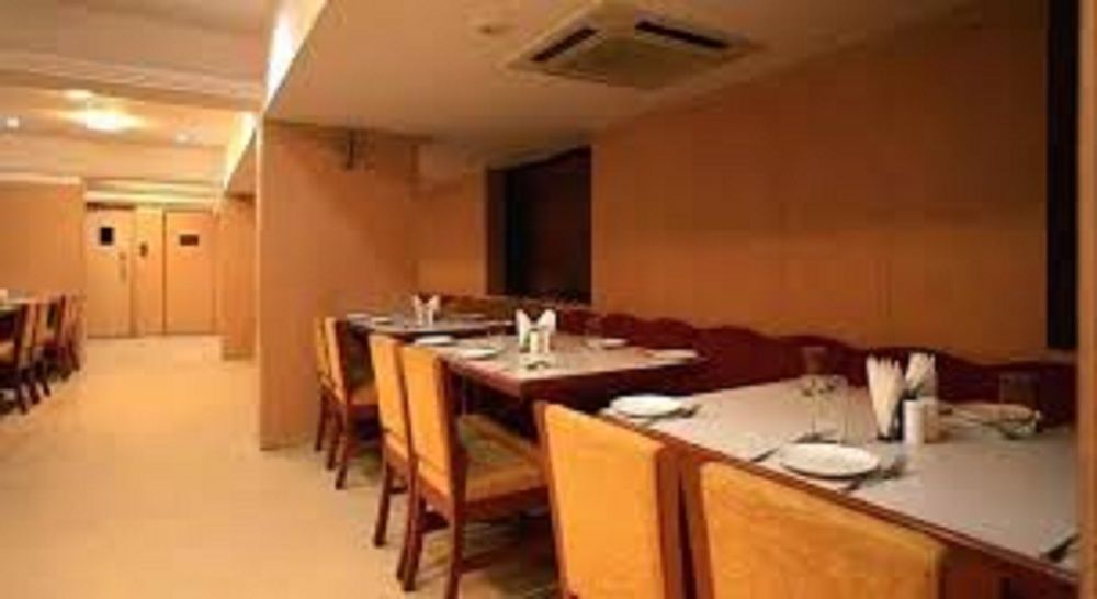 Hotel Shirdi Sai Wada Zewnętrze zdjęcie