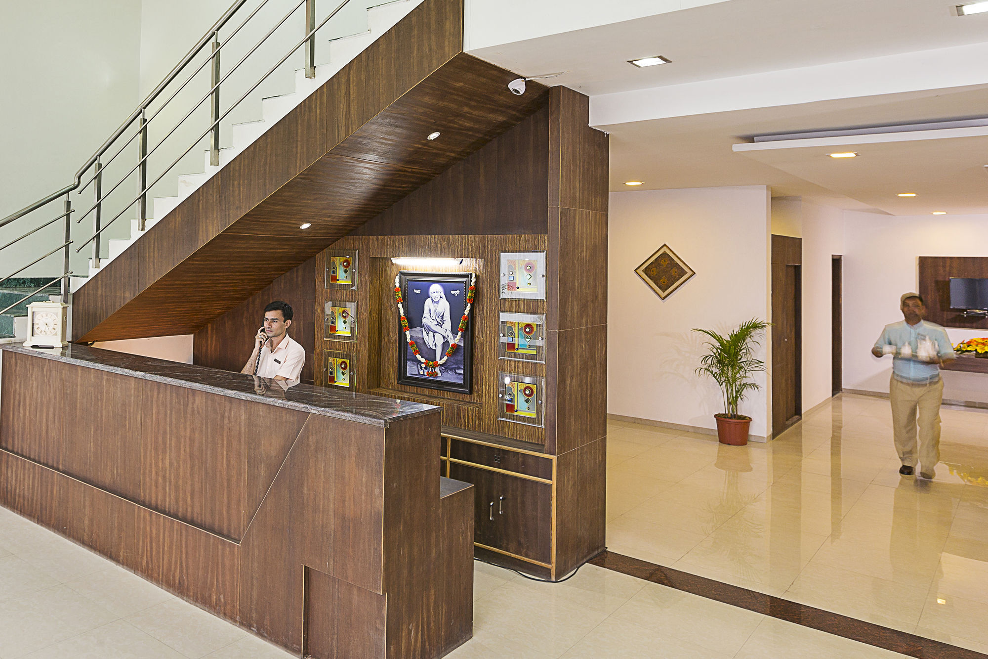Hotel Shirdi Sai Wada Zewnętrze zdjęcie